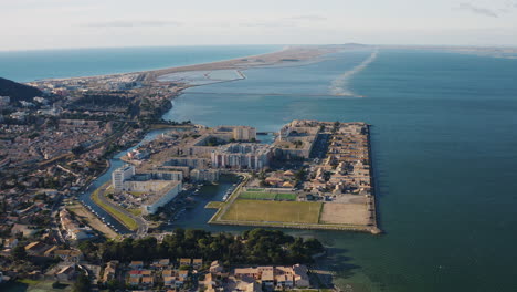 Aerial-view-of-the-Island-of-Thau-in-Sète-residential-neighborhood-buildings